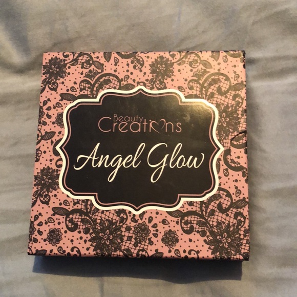 Beauty Creations Angel Glow Highlighter Quad - Picture 2 of 4
